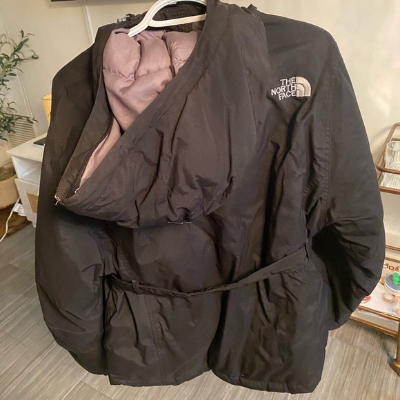 The north face winter jacket - Picture 2 of 2